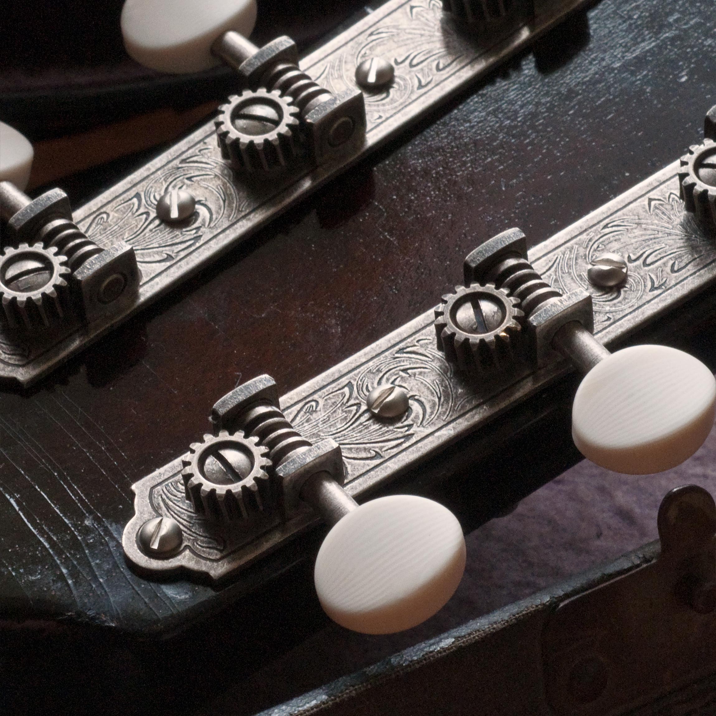 Golden Age Restoration Tuners for Solid Peghead Guitar with Engraved Bell-end