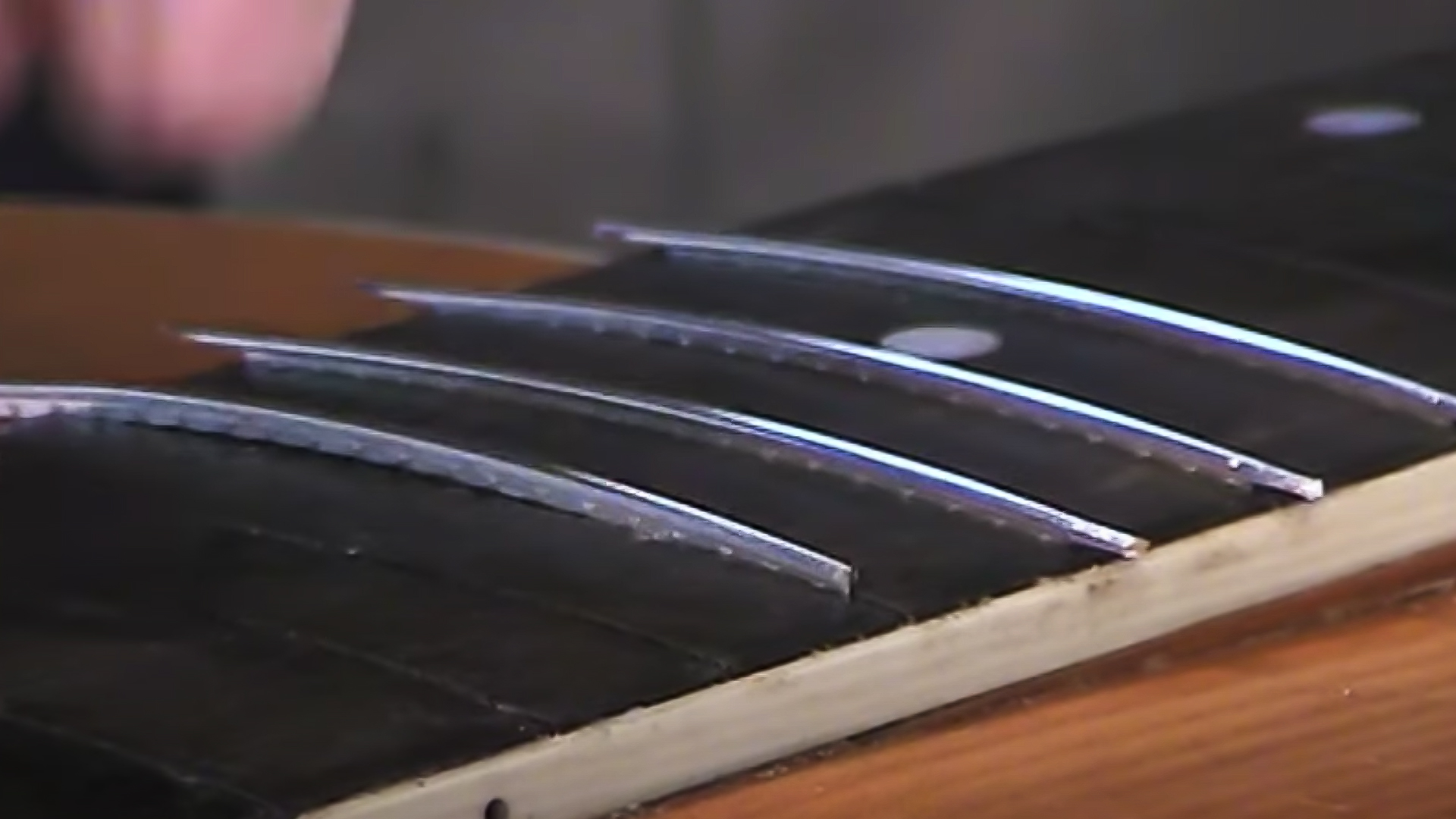 Fret Barber guitar fret tang resizer